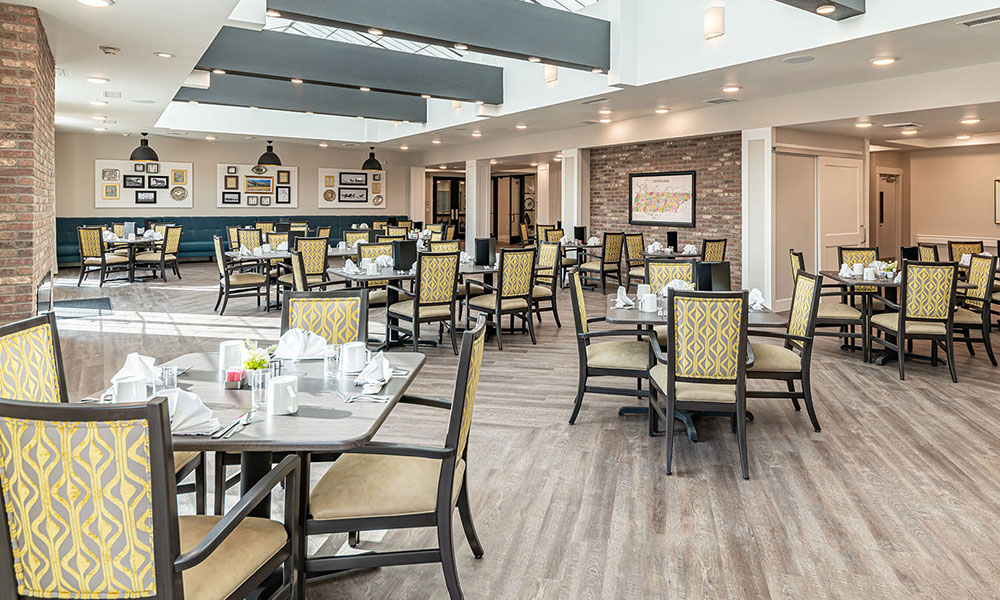 Cloverland Park Senior Living, dining room