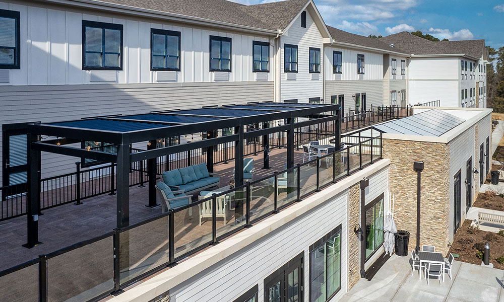 Cloverland Park Senior Living, patio